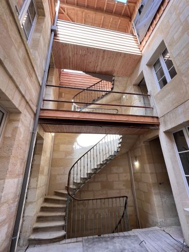 Rénovation d'un immeuble à Bordeaux, Cour de l'Yser