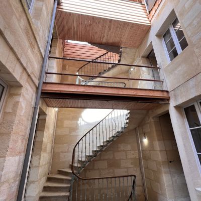 Rénovation d'un immeuble à Bordeaux, Cour de l'Yser