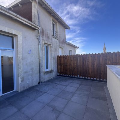 Rénovation d'une maison à Carcans et création d'une extension.