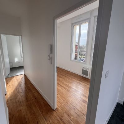 Rénovation d'une maison à Carcans et création d'une extension.