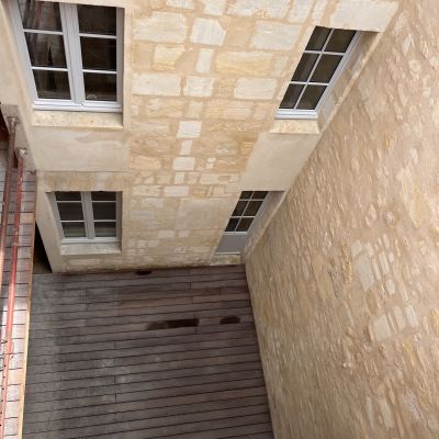 Rénovation d'un immeuble à Bordeaux, Cour de l'Yser