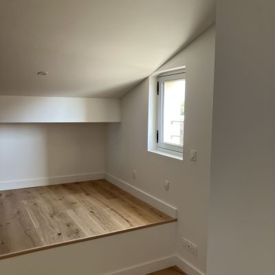 Rénovation d'un immeuble au cœur de Bordeaux. Immeuble de 4 logements ainsi qu'un commerce. Tout corps d'état.